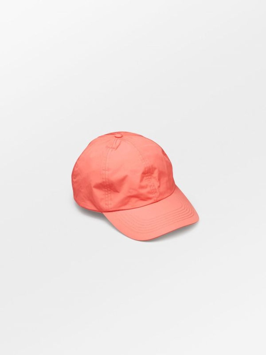 Regntoy Beck Sondergaard  | Solid Raincap
